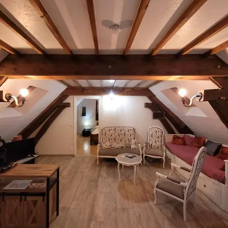 アパート Au 1894 Loft