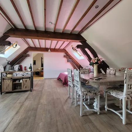 Au 1894 Loft Apartment *